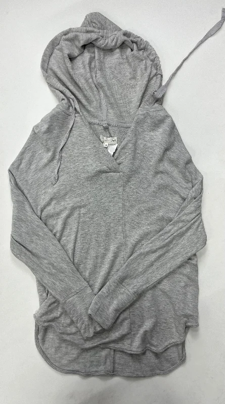 Women's Fashion Forward Sweatshirts-Sweatshirt Hoodie By Lou And Grey  Size: Xs