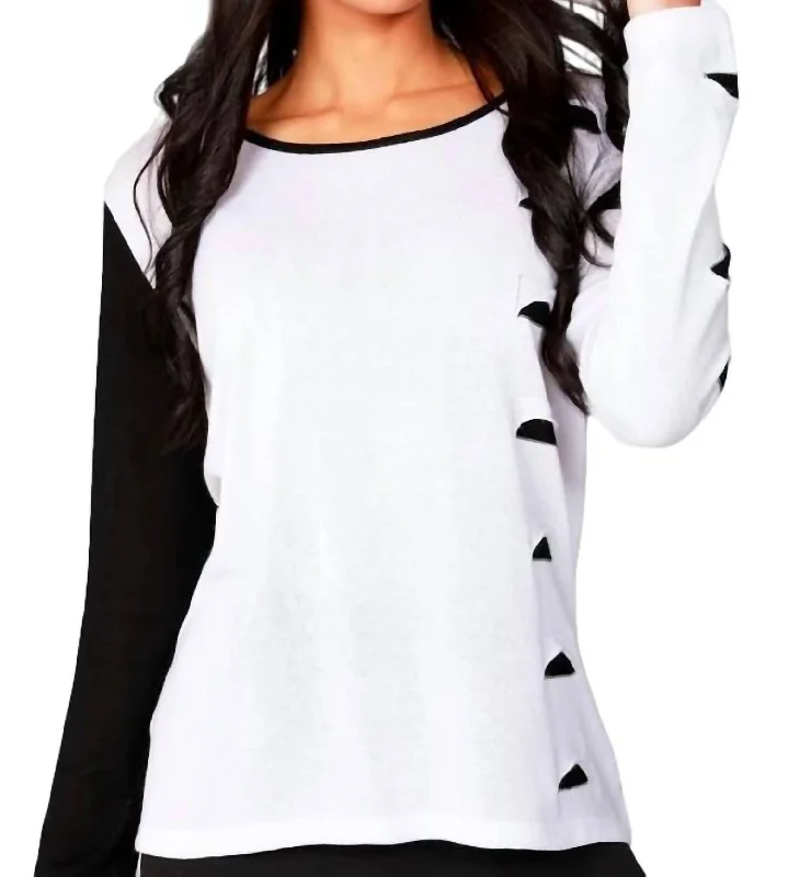 Women's Striped Pullovers-Cut Out Scoop Neck Pullover In White/black