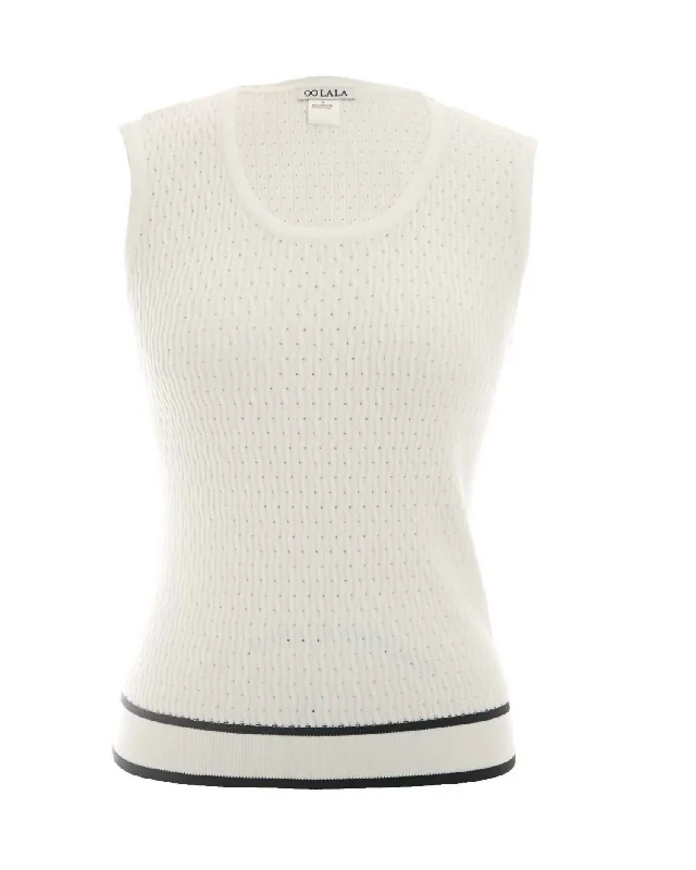 Women's Crew Neck Pullovers-Sleeveless Sweater In White/black