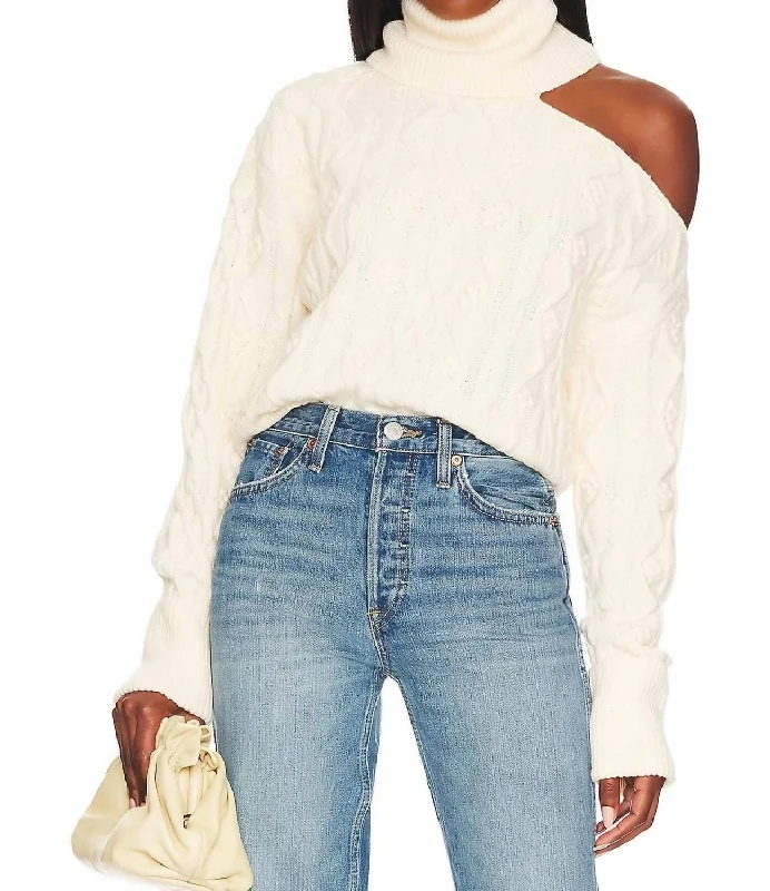 Women's High-Waisted Floral Pullovers-Cropped Cable Knit Raundi Sweater In Ivory