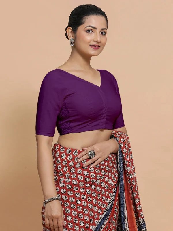 Pragya x Rozaana | V-Neck Magenta Bliss Plain Cotton Saree Blouse